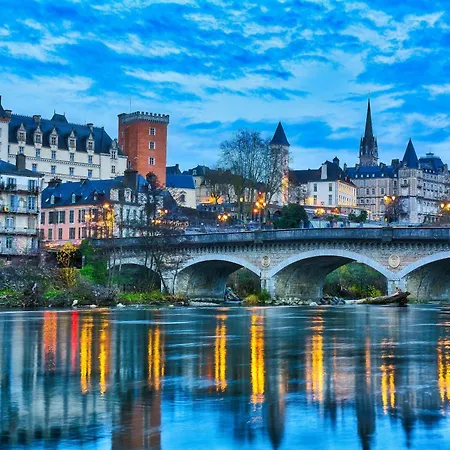 Détente Et Modernité Aux Portes De Pau Appartamento *